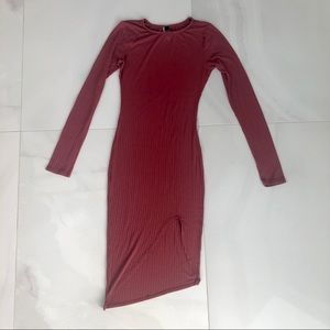 Windsor Long Sleeve Burgundy Ribbed Dress